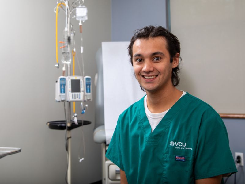 A VCU nursing student